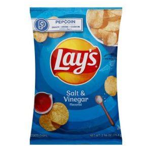 Lay's Potato Chips Salt & Vinegar (Single/2.63 OZ Foil Bag)